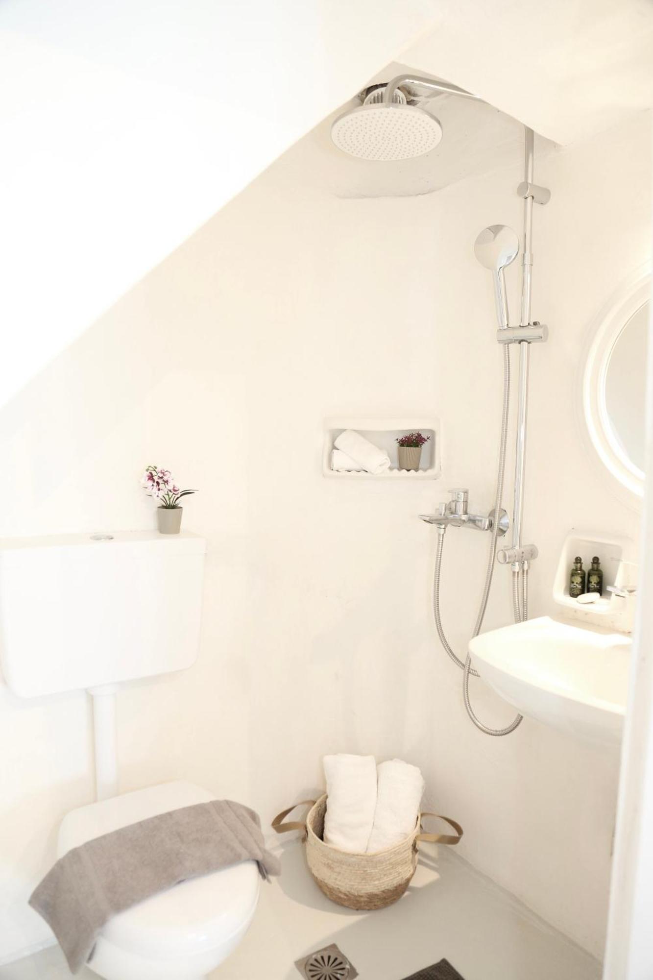 Whitelist In Apartment Mykonos Town