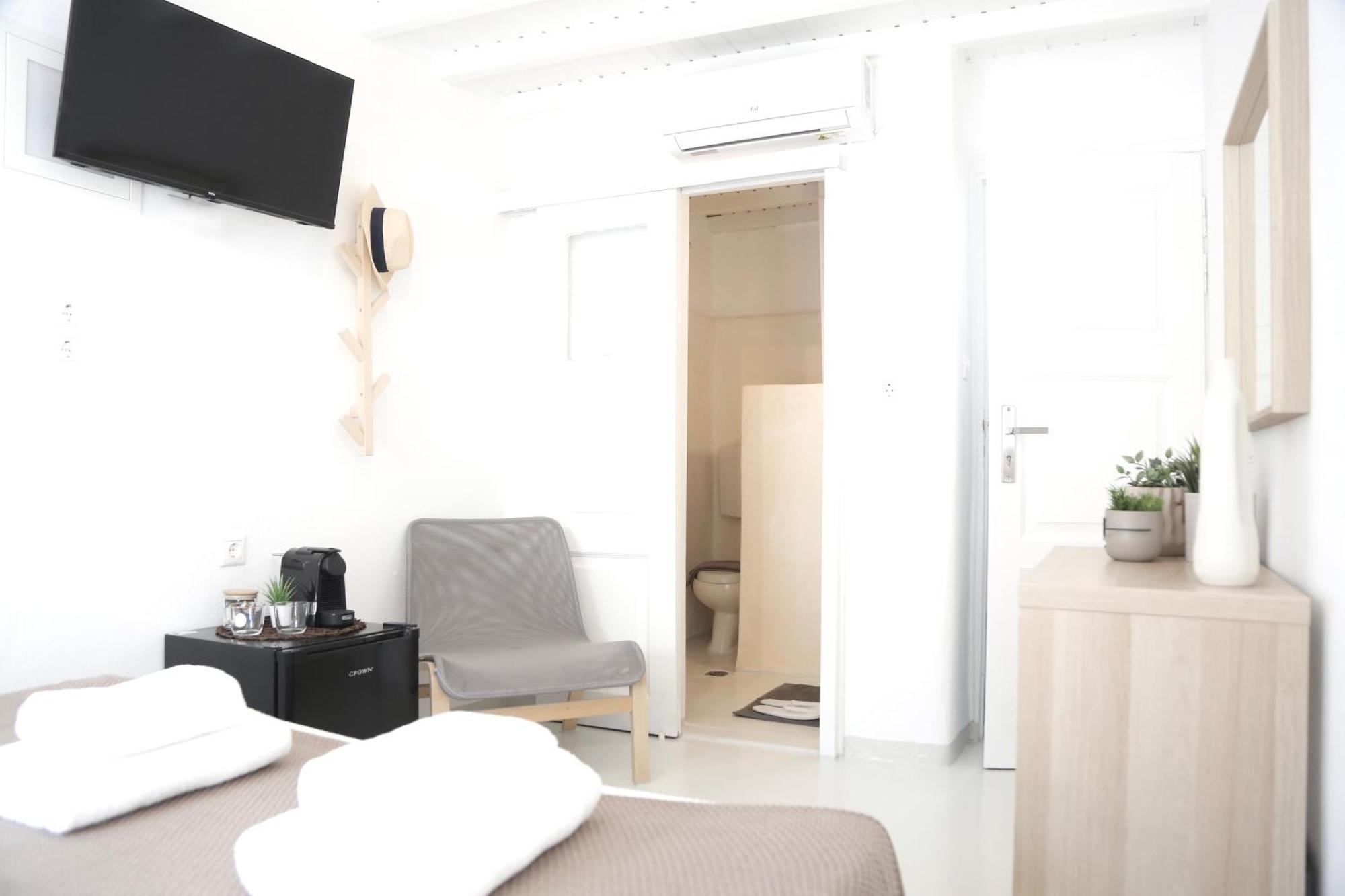 Whitelist In Mykonos Town
